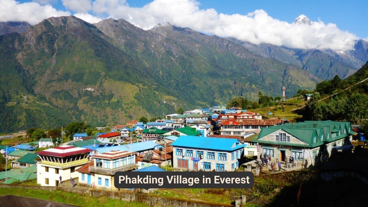 Flight to Lukla & Trek to Phakding